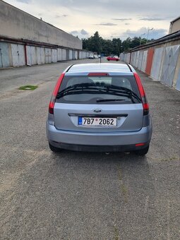 Prodám Ford fiesta 1.3 - 4