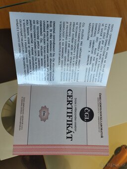 Prodám zásnubní prsten s briliantem - 4