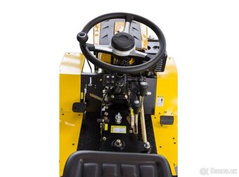 Malotraktor Tauros ZX18 4x4 - 4