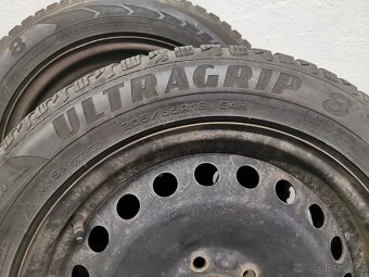 Plechové disky 16“ Ford se zimním pneu 205/55 R16 - 4