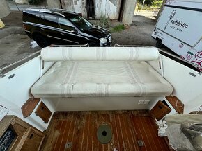 Kajutová Obytná loď NOR-DAN 6100 pro 8 lidí, spaní i wc - 4