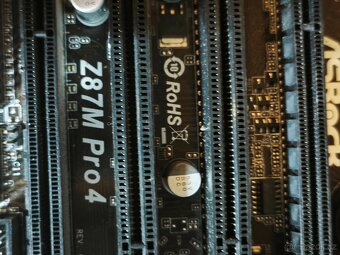 ⚅ Základní deska AsRock Z87M PRO - 4