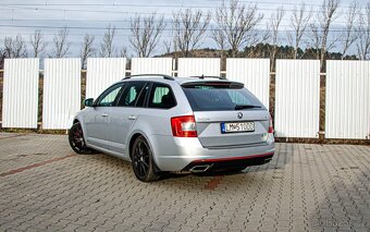 Škoda Octavia Combi 2.0 TDI DPF RS - 4