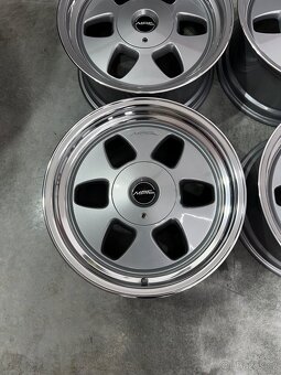 Mae Oz racing Mercedes r17 - 4