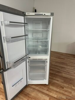 Lednice s mrazákem Siemens (105) - 4