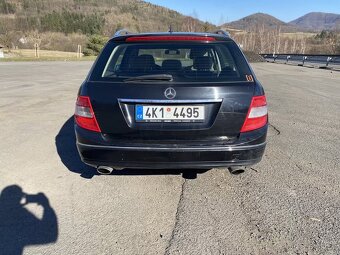 Mercedes C320 CDI - 4