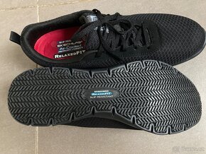 NOVÉ Skechers tenisky vel. 40 - 4