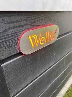 Vířivka Wellis včetně krytu a schůdků - 4