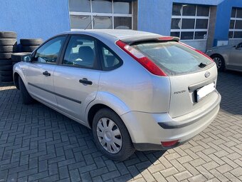 Prodám Ford Focus r.v. 2005, 1.6i 74kw - 4