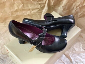 Hush Puppies Vintage Dámské Dívčí lodičky s páskem EU42 - 4