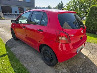 Toyota Yaris - 4