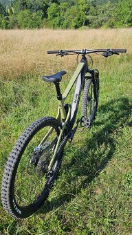 Ghost Riot Trail CF Pro 2025, karnon 29", vel. L (178-190cm - 4