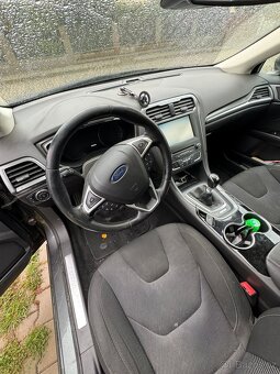 Ford Mondeo 2.0 TDCi,110 kW,manuál,r.v.2015(Mk5) – na opravu - 4