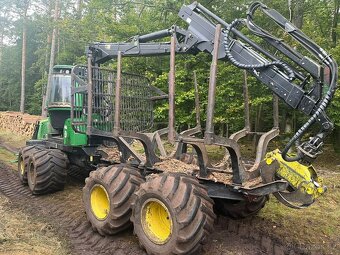Vyvážecí souprava JOHN DEERE 810E - 4