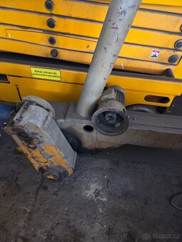 Portálový jeřáb 2t - 4