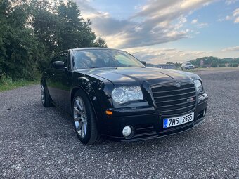 Chrysler 300C 6,1 SRT-8 - 4