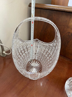 Broušený skleněný košík - 4