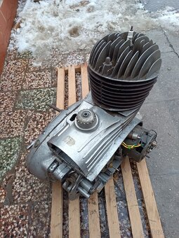Motor ČZ 175  / 450 - 4