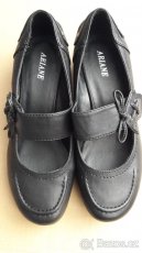 DÁMSKÉ BOTY VEL.39 - 4