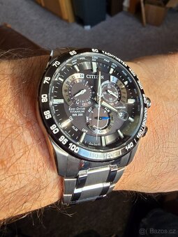 Citizen Eco drive CB590857E - 4