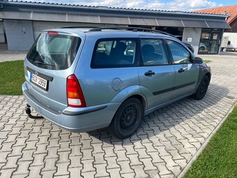 Ford Focus combi 1.6i 74 kw - 4