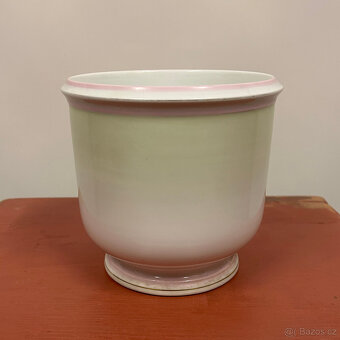 Porcelánový květináč s malbou květin, značeno C.T. - 4