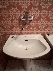 UMYVADLO SE SLOUPEM VČETNĚ NEREZOVÉ BATERIE - 4