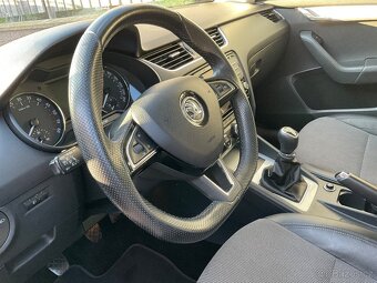 Škoda Octavia Combi 2.0 l tdi 110kW STYLLE Navi ALU Tronic - 4