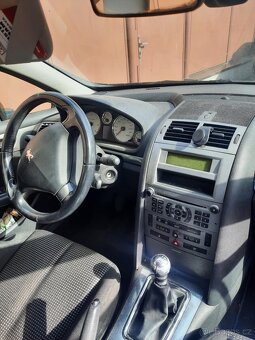 Peugeot - 4