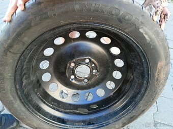 Prodám dojezdové kolo Volvo - 4