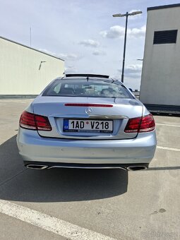 Mercedes-Benz E kupé 220 CDI, automat, servis MB, panorama - 4