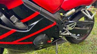 Honda CBR 600 F Sport r.2001 - 4