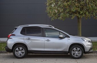 Peugeot 2008 1.2 PureTech Style - 4
