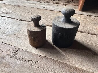 Váhy a závaží - 4