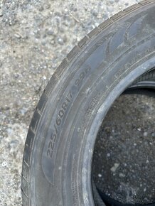 Hankook 225/60/17 - 4