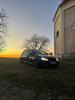 Volkswagen Golf 5 - 4