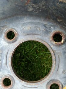 Ford Mondeo I / II 1x disk + pneu rezerva - 4
