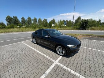 BMW 320i F30 135kW automat, 2014 - 4