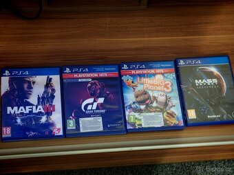 Ps4Pro 4TB interní SHDD - 4
