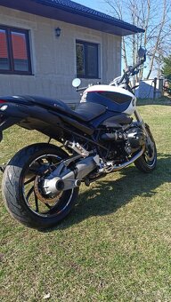 BMW r1200r - 4