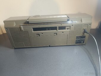 BOOMBOX SHARP 3× - 4
