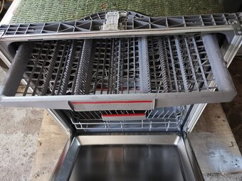 Prodám kvalitní myčku Bosch SMV46KXO1E do vestavby - 4