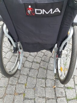 invalidní vozík DMA, brzdy pro doprovod - 4