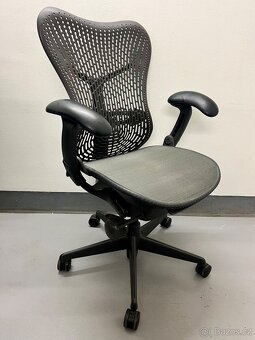 Kancelářské židle Herman Miller Mirra - 4