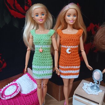 Barbie - šatičky kus za 20Kč - 4