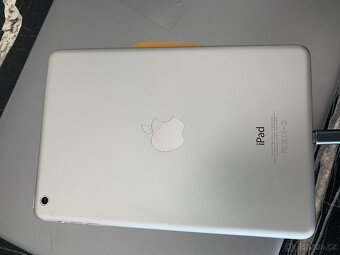 Apple iPad mini (A1432) - 4