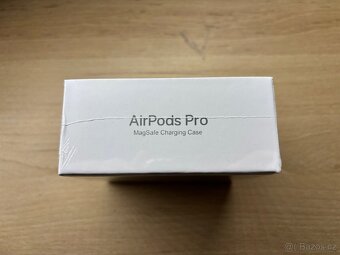 Apple AirPods Pro (2023) s MagSafe pouzdrem - 4