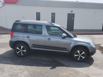 YETI 1,2 TSI 77 KW 2012 ALU TAŽNÉ PDC KLIMA SERVISKA - 4