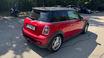 Mini Cooper R56 JCW - 4