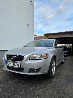 VOLVO V50 2.0D - 4